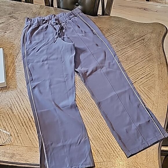 Lululemon on the right track gray jogger pants size L - Picture 3 of 11
